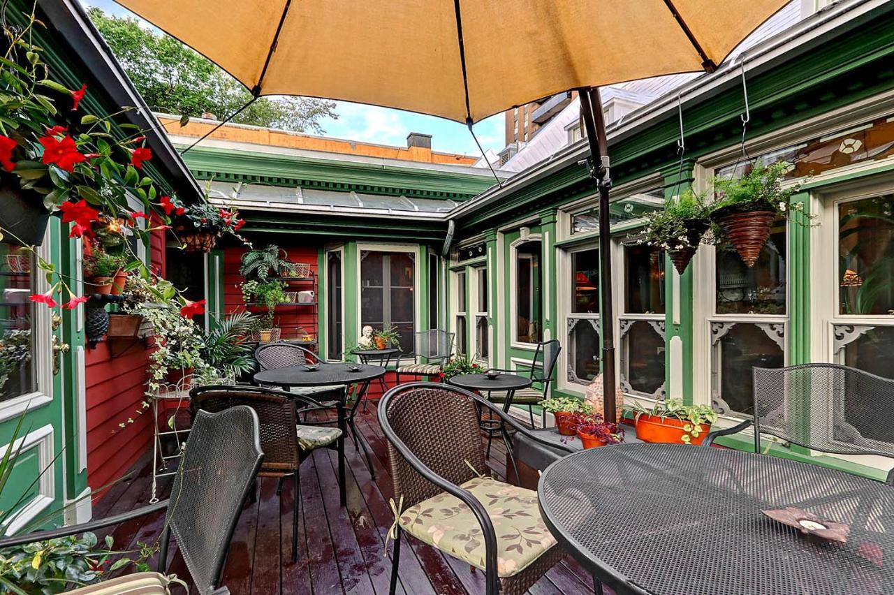 Auberge J.A Moisan ケベックシティ エクステリア 写真